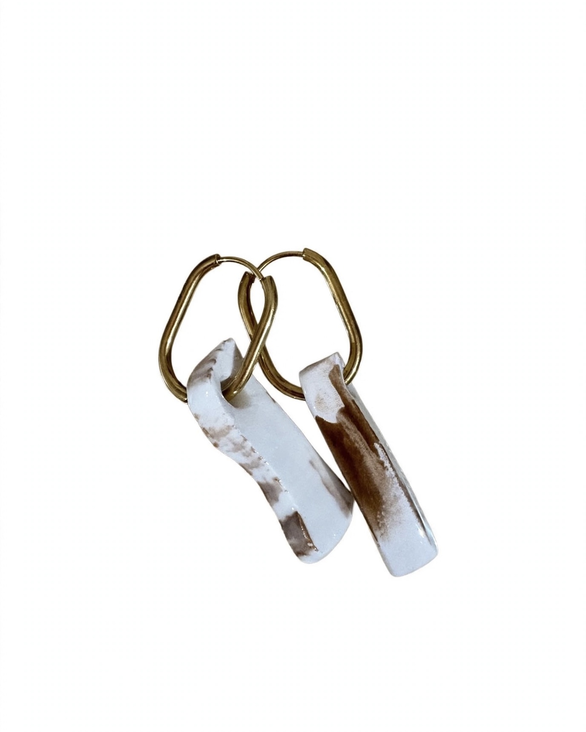 pendientes-corteza-artesanales-resina-acero-dorado-sendero-eleven-atelier